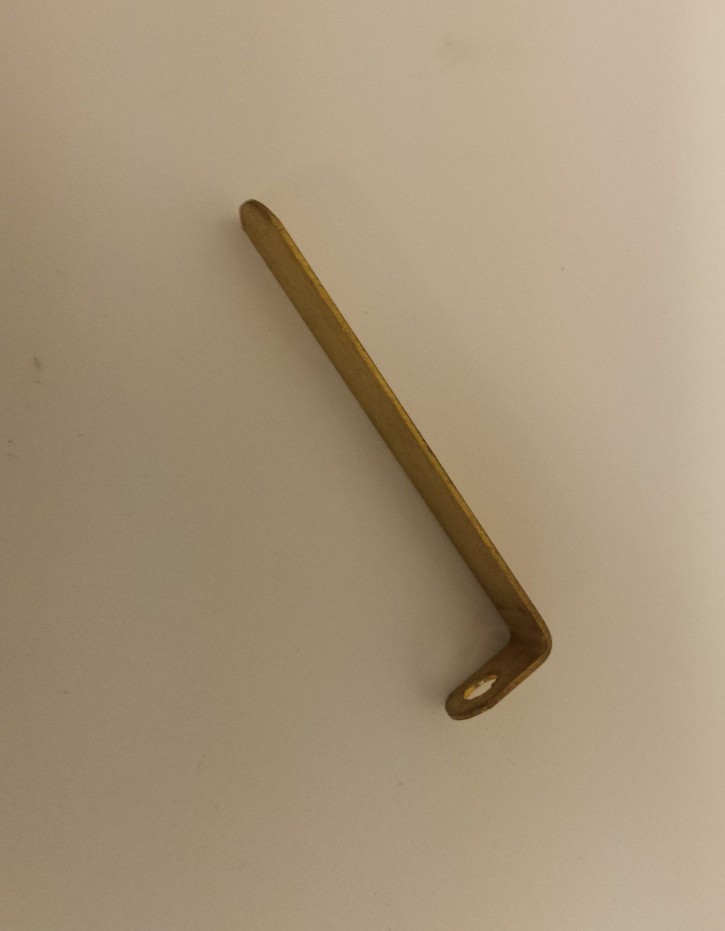 Reznor Buss Bar: 107213