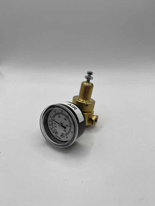 57130 REGULATOR: OIL W/ GAUGE