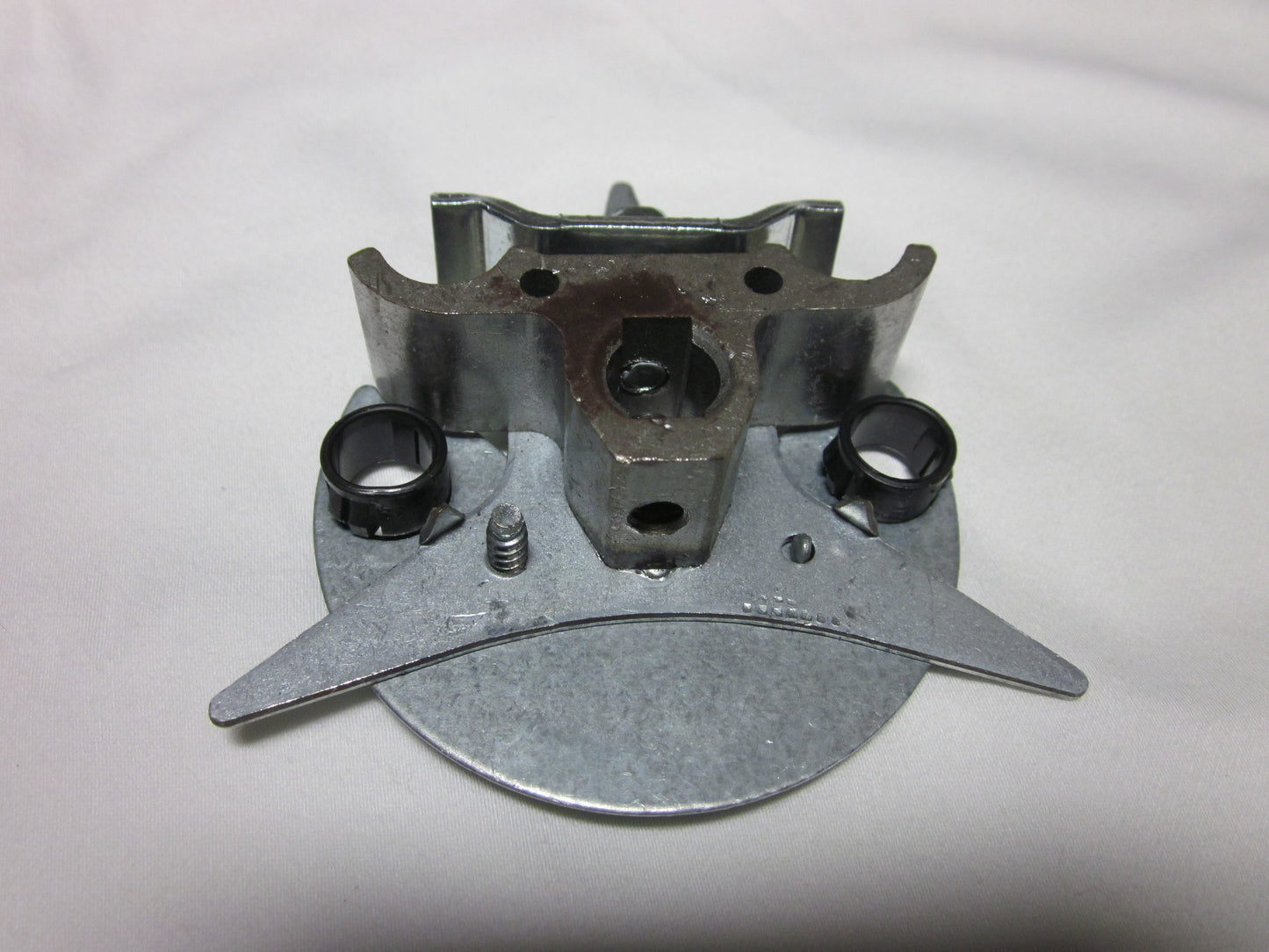 Reznor Static Plate w/ Electrode Clamps: 106176